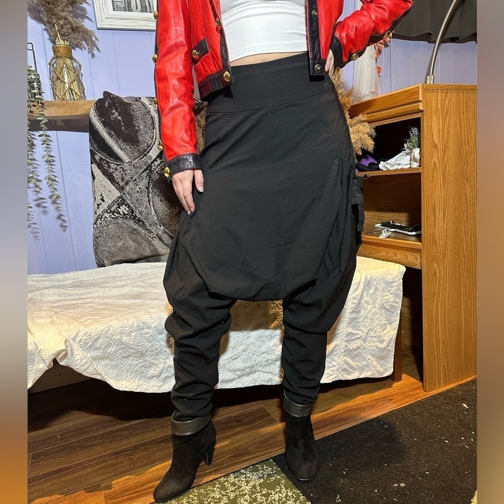 Sarah Pacini Harem pants